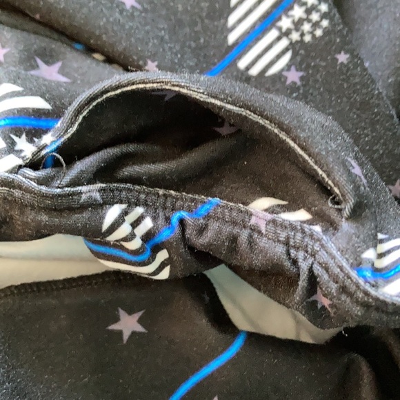 Large Blue Line Fabulegs Leggings - Picture 4 of 4